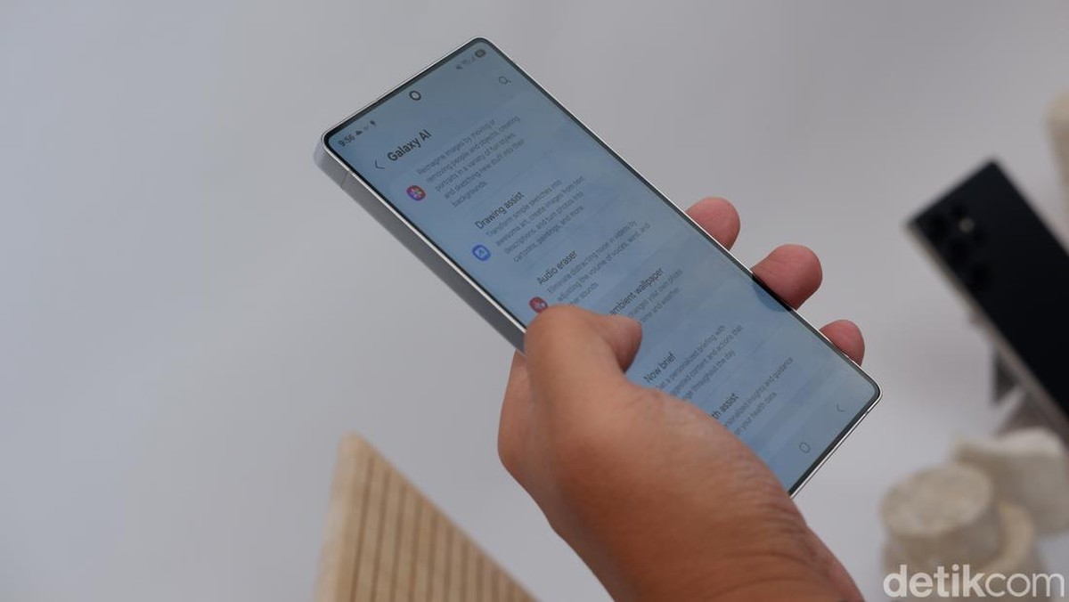 Fitur AI Galaxy Ini Bikin Pengguna Samsung Auto Senang!