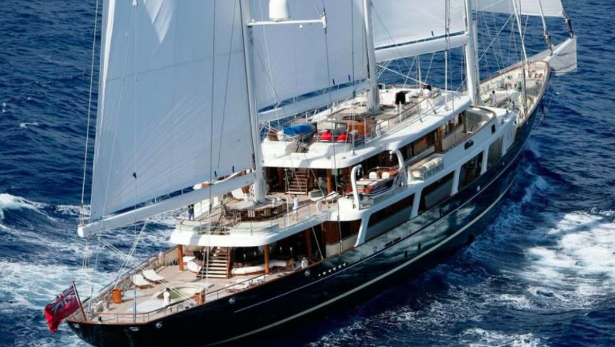 Kapal Pesiar Jeff Bezos dan Dampaknya pada Bumi, Lebih dari Sekadar Mewah?