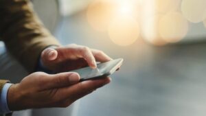 AMOLED Rentan Rusak? Kupas Tuntas Mitos vs. Fakta di Baliknya!