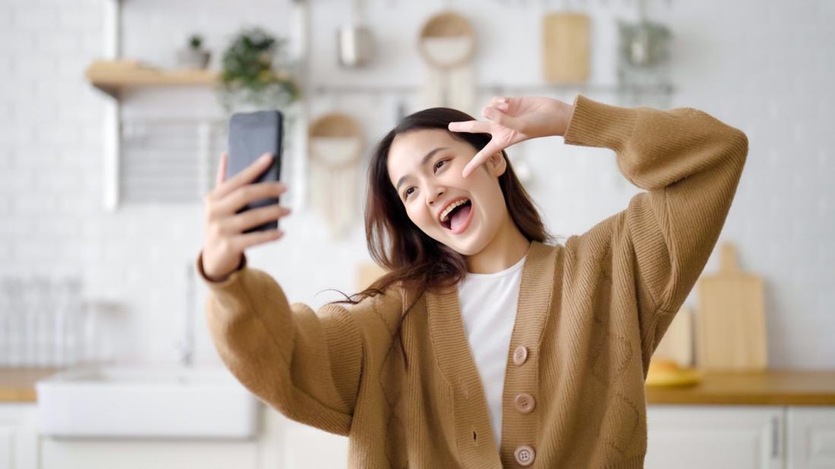 Selfie-mu Ternyata Bisa Bocorkan Rahasia Emosimu ke AI? Ini Konsekuensinya!