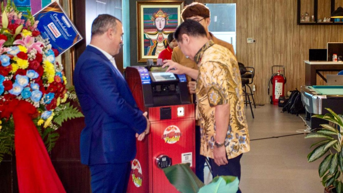 Alfamart Gandeng Brink's, Belanja Makin Mudah dengan 1.000 Mesin Baru?