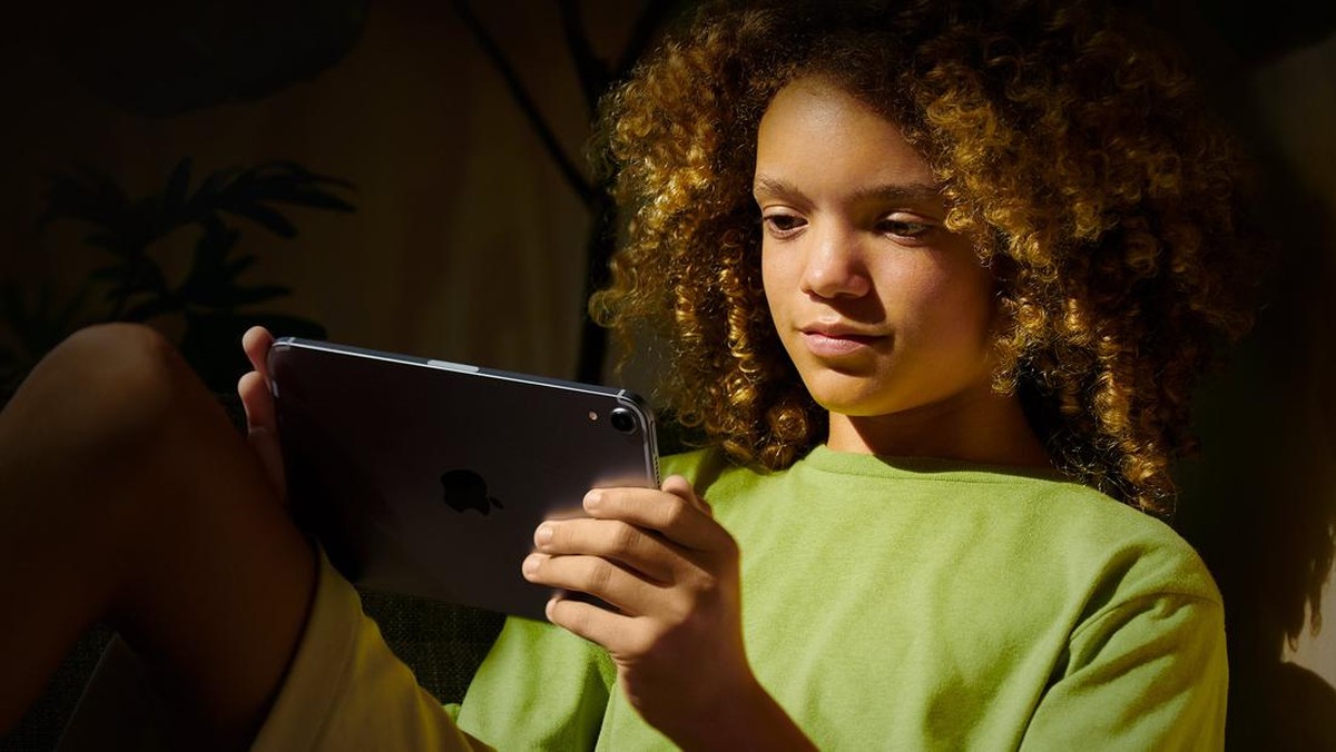 Apple Makin Peduli, Fitur Baru Ini Bikin Anak Aman di Internet
