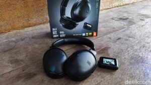 JBL Tour One M3, Baterai Gak Habis-Habis, Headphone Impian Audiophile?