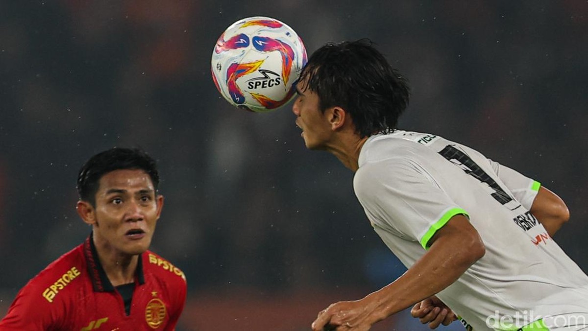 Efek Sundulan Bola, Lebih dari Sekadar Memar? Penelitian Terbaru Mengungkap Fakta