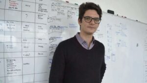 Tragis, Kisah Akhir Hidup CEO di Puncak Gunung