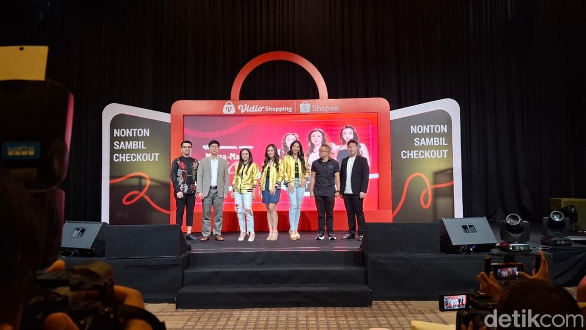 Serunya Belanja Shopee Sambil Nonton Drama Mama-mama di Vidio!