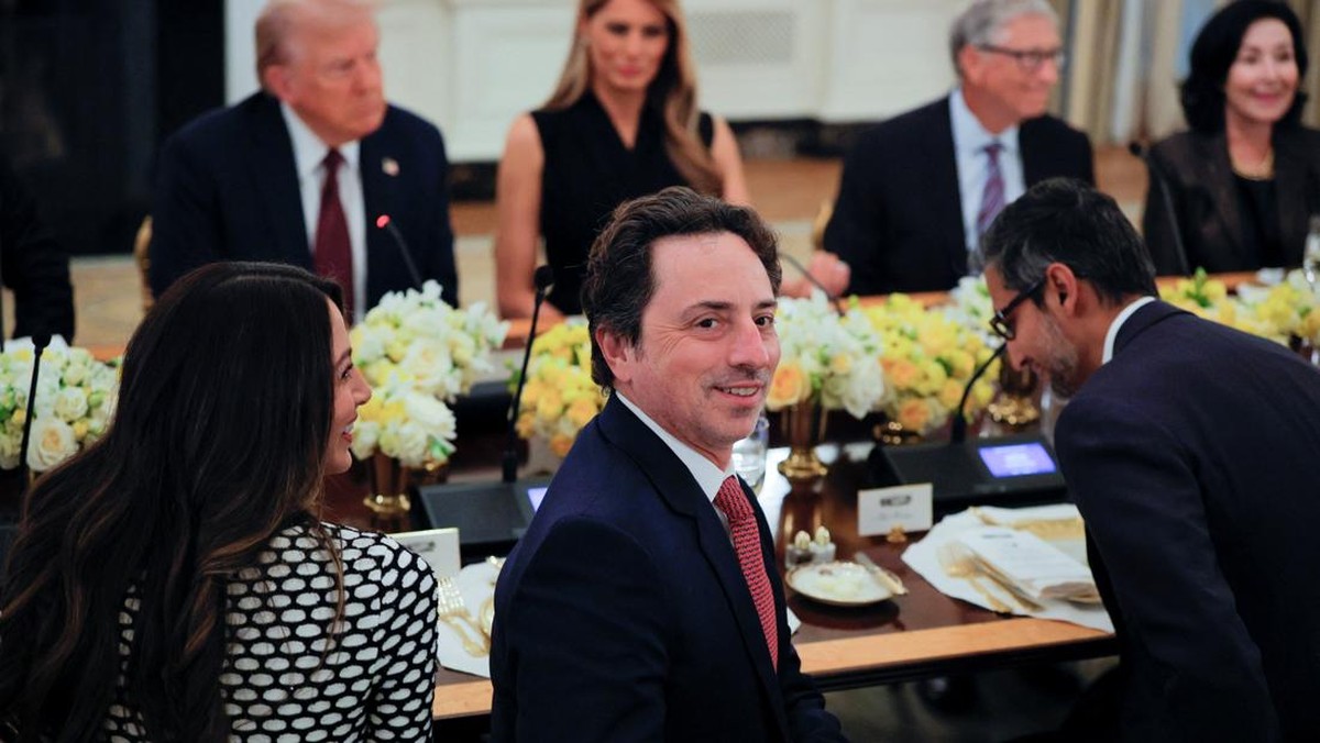 Ketika CEO Google Kagum pada Trump, Ada Apa?