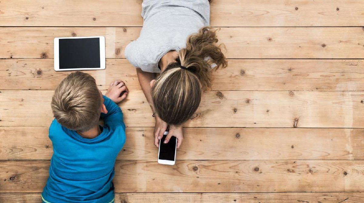 Waspada! Kebiasaan Anak SD Main HP Berlebihan Bisa Berdampak Buruk Ini