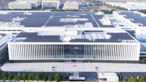 Mengintip Dapur Canggih, Bagaimana TCL Merakit AC dengan Teknologi AI di Wuhan