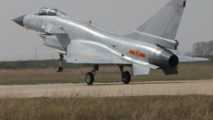Kenapa Dunia Heboh Soal 42 Jet Tempur Chengdu J-10 Ini?