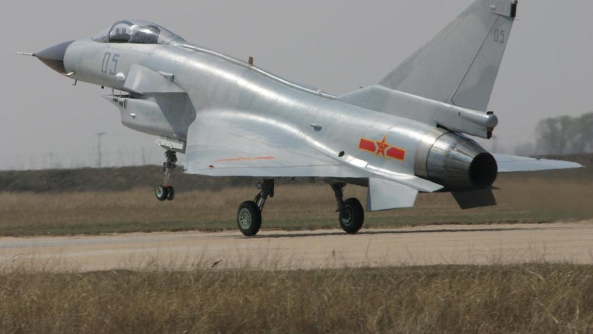 Kenapa Dunia Heboh Soal 42 Jet Tempur Chengdu J-10 Ini?