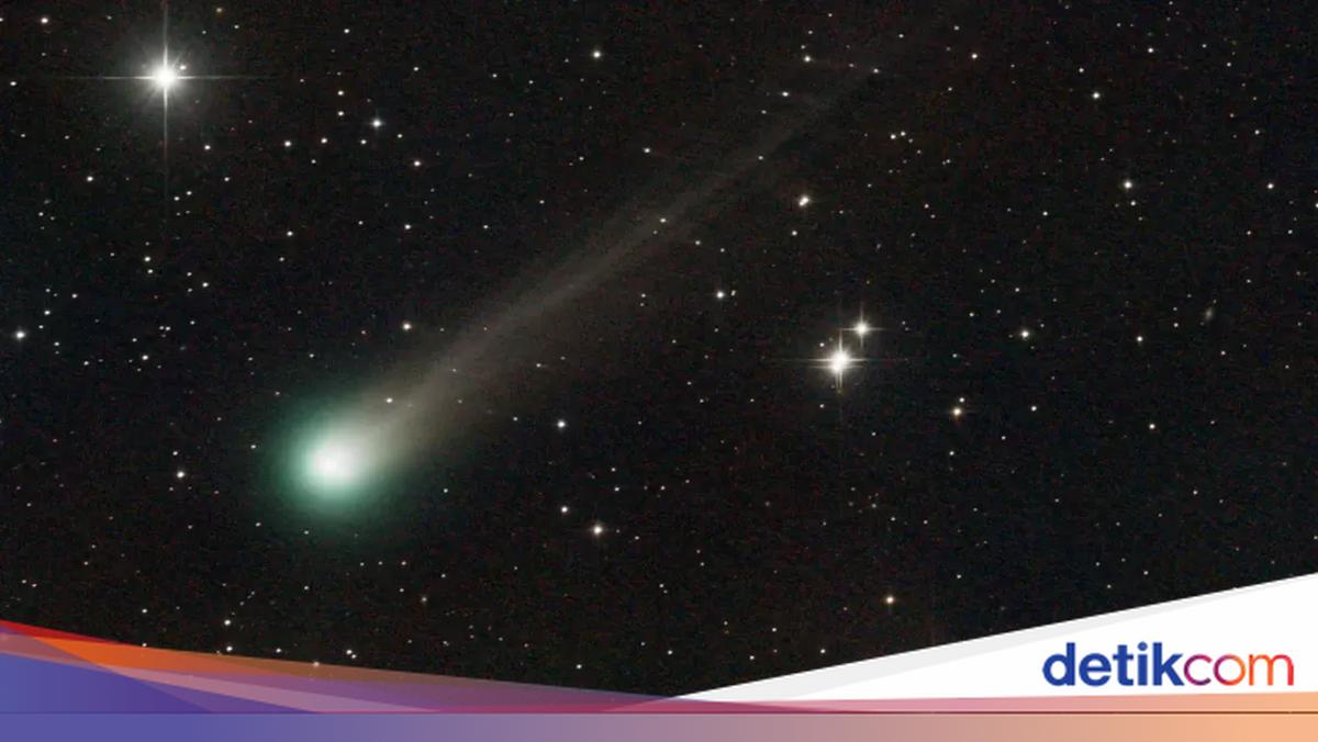 Oktober Ini, Siap-Siap Terpesona Warna-Warni Komet di Langit Malam!