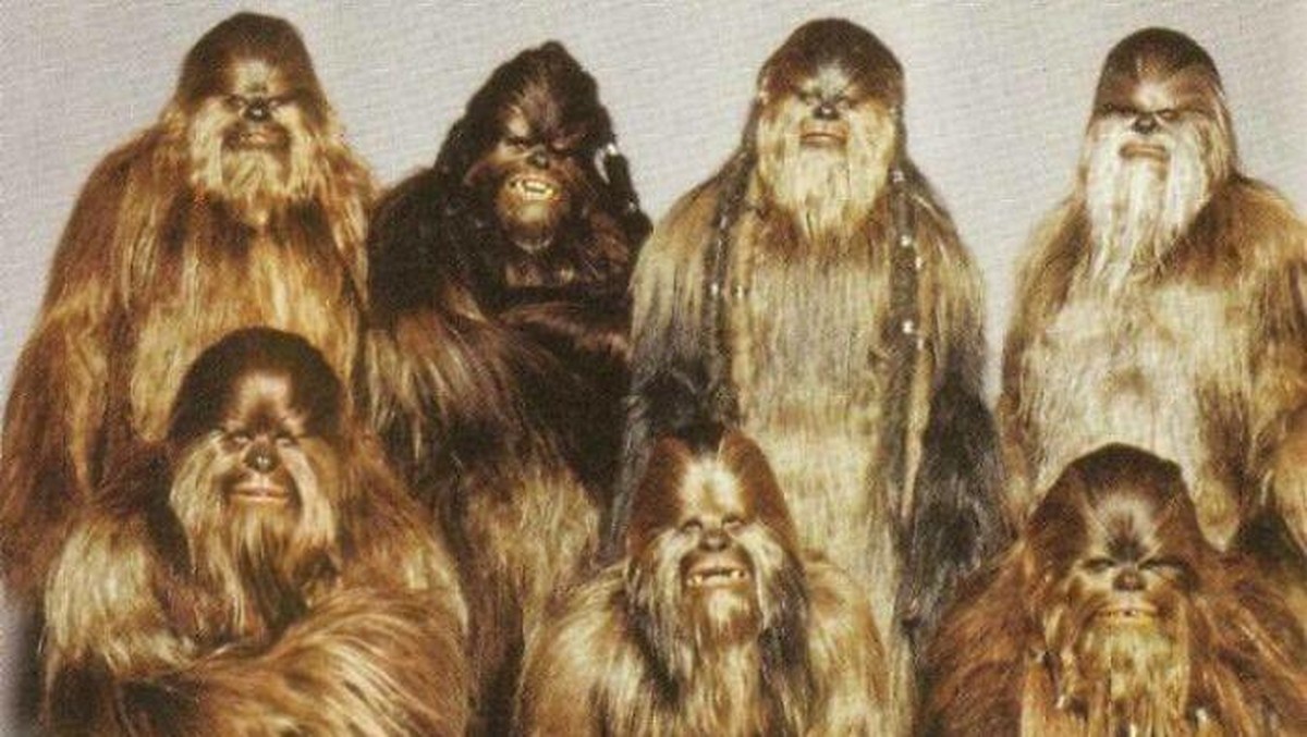 Ngakak! 12 Potret Keluarga Kocak Ini Justru Viral Abis di Dunia Maya