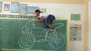 Otak Auto Mikir Keras Lihat Foto-Foto Aneh Ini!