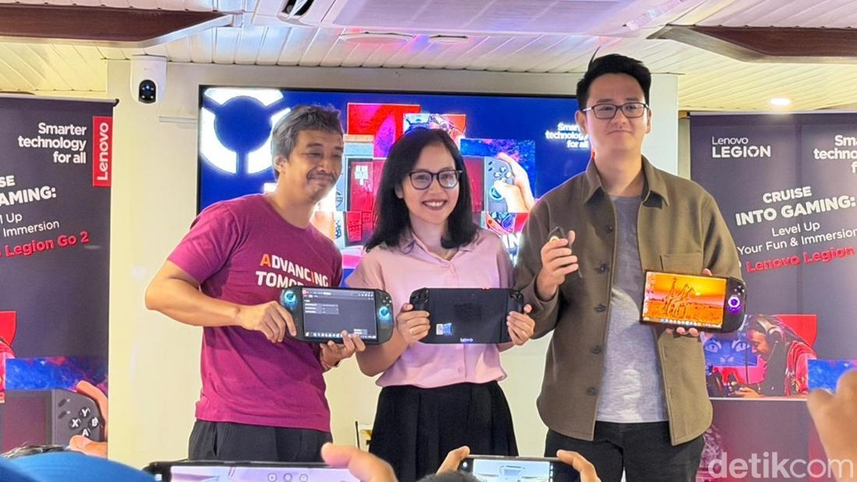 Legion Go 2 Siap Gebrak, Baterai Jumbo, Layar OLED Memukau, Performa Gahar!