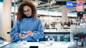 Harga HP Kok Makin Meroket? Ternyata Oh Ternyata... AI Biang Keladinya!