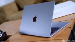 MacBook Terjangkau Siap Meluncur, Incar Pasar Chromebook?
