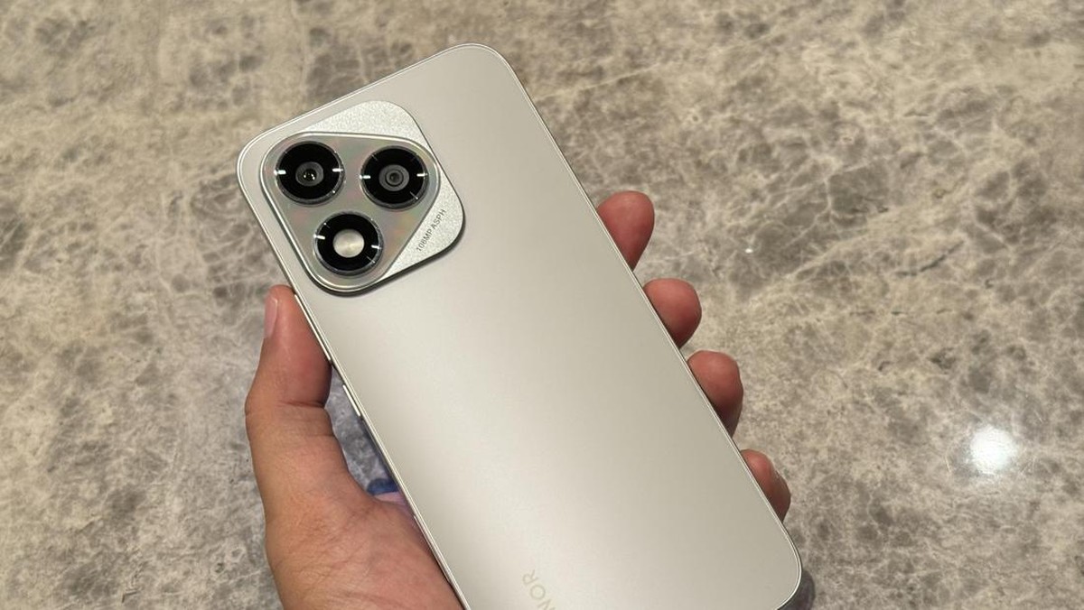 Honor 400 Lite di 2025, Spek Gahar, Harga Bikin Penasaran!