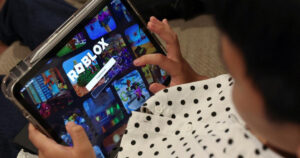 Roblox Lindungi Anak Indonesia Australia Ikut Amankan