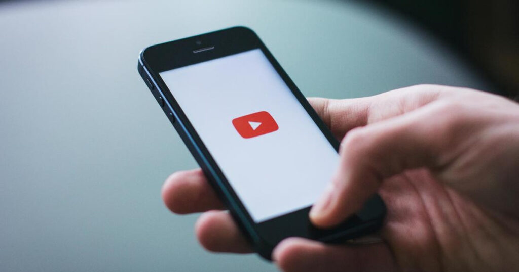 YouTube Tandai Video AI Otomatis Kejutkan Kreator!