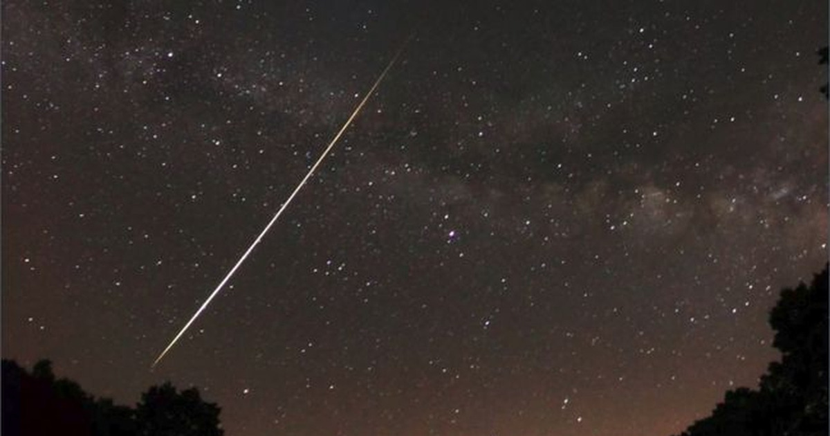 Meteor Bola Api Guncang Langit AS Setara 230 Ton TNT