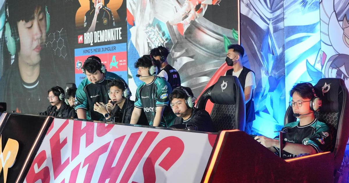 MPL ID S18 Duel Panas RRQ Hoshi vs Dewa United Siapa Unggul?