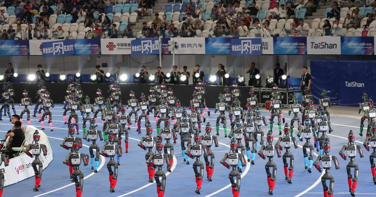 Robot Humanoid China Ungguli Usain Bolt di Lintasan 100m
